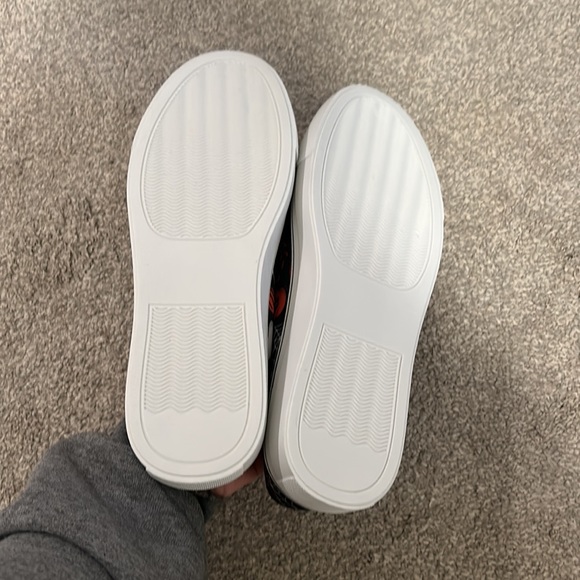 Women’s Halloween Sneakers Size 7 NWOT - Picture 3 of 6